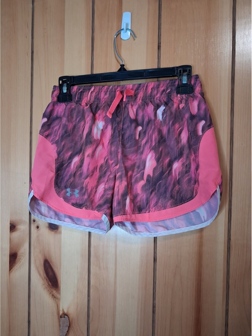Under Armour Running Shorts Youth Size Large Pink Breast Cancer Awareness